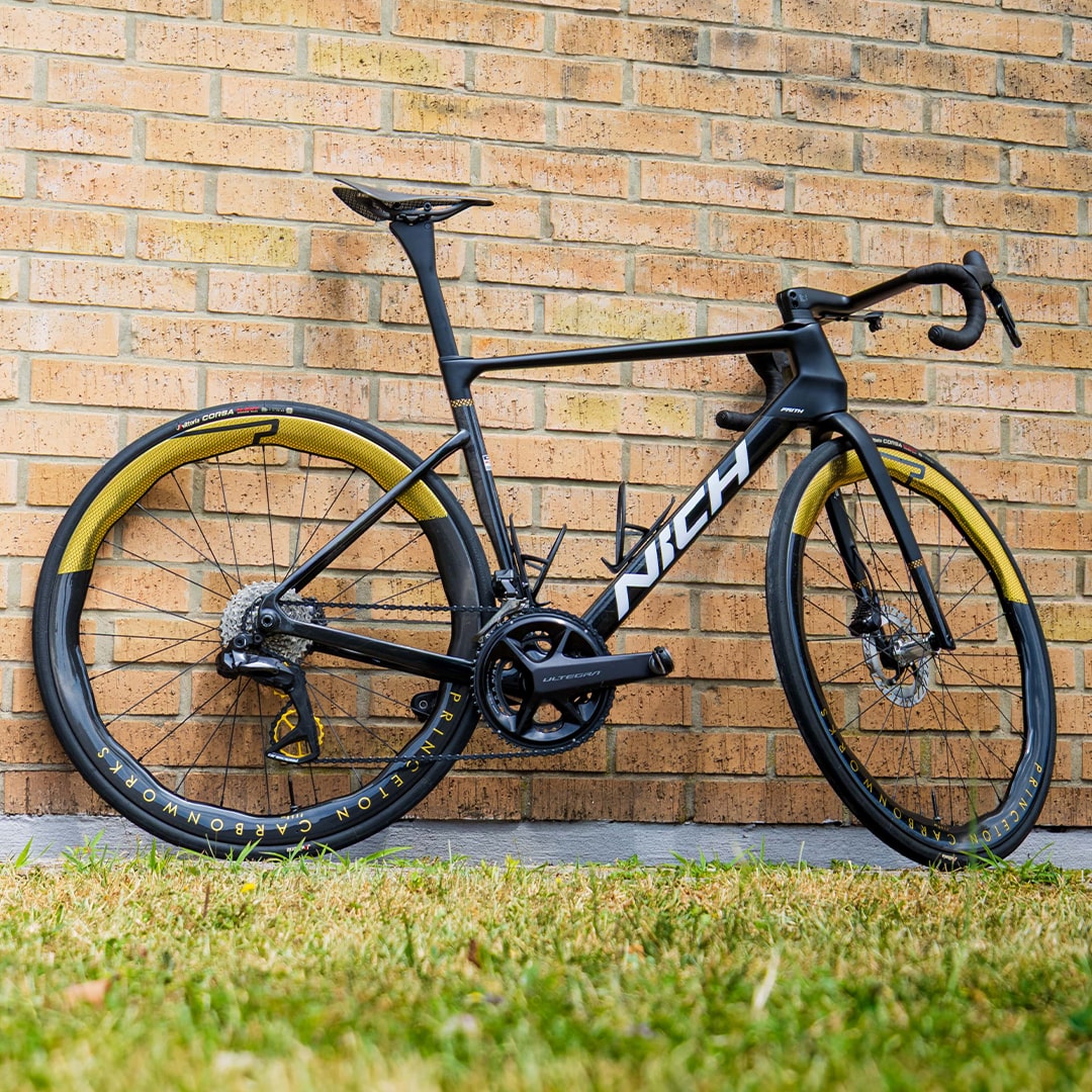 Princeton CarbonWorks Evolution Wheels: Subtle Waves, Maximum Speed